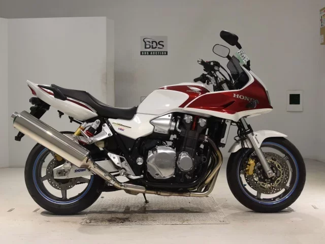 Honda CB1300SF BOLDOR ABS лот № 2845 оценка 5  с аукциона в Японии