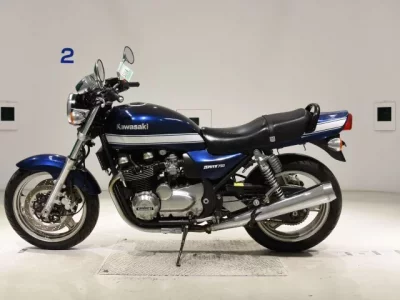 Kawasaki ZEPHYR750  с аукциона в Японии
