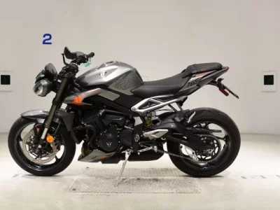 Triumph TRIUMPH STREET TRIPLE RS  с аукциона в Японии