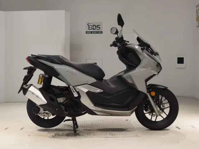 Honda ADV160