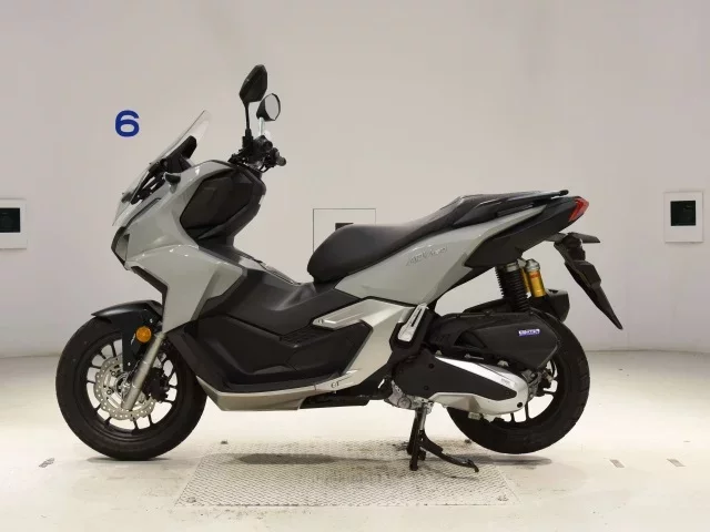 Honda ADV160