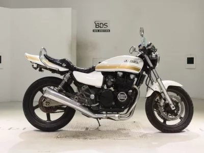 Kawasaki ZEPHYR400K  с аукциона в Японии