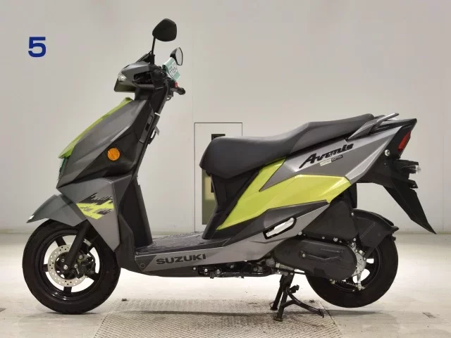 Suzuki AVENIS 125-2
