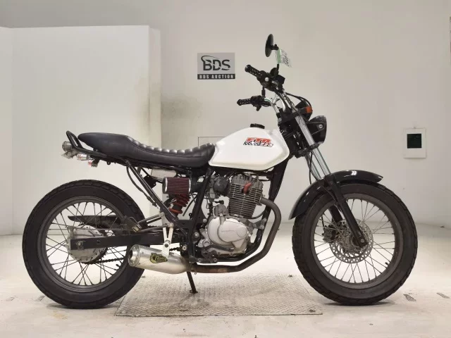 Honda FTR223 лот № 0446 оценка 4  с аукциона в Японии