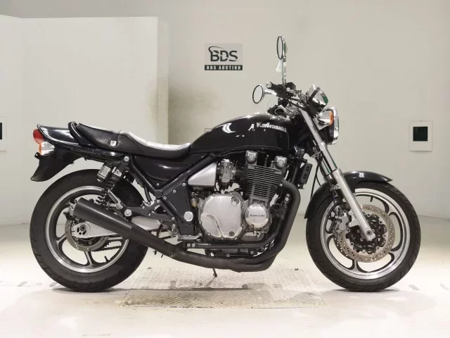 Kawasaki ZEPHYR1100 лот № 5234 оценка 4  с аукциона в Японии