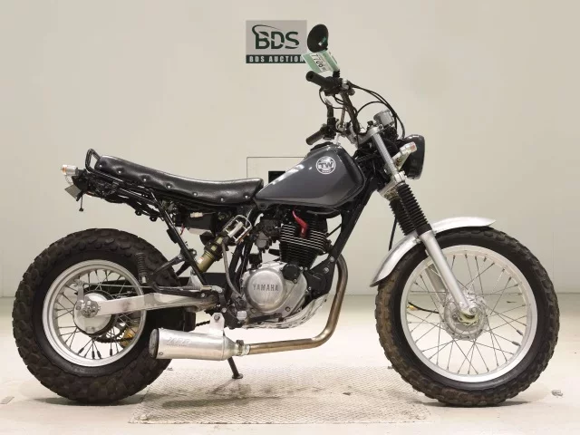 Yamaha TW200 лот № 7706 оценка 4  с аукциона в Японии