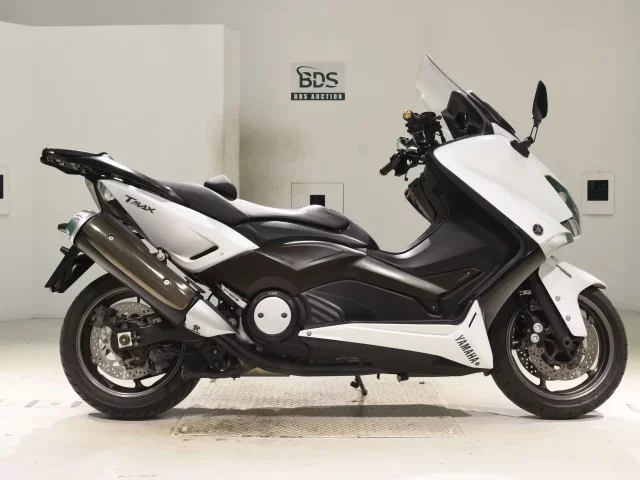 Yamaha T-MAX530 ABS лот № 5422 оценка 4  с аукциона в Японии