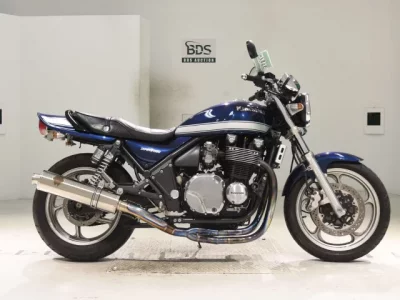 Kawasaki ZEPHYR1100  с аукциона в Японии