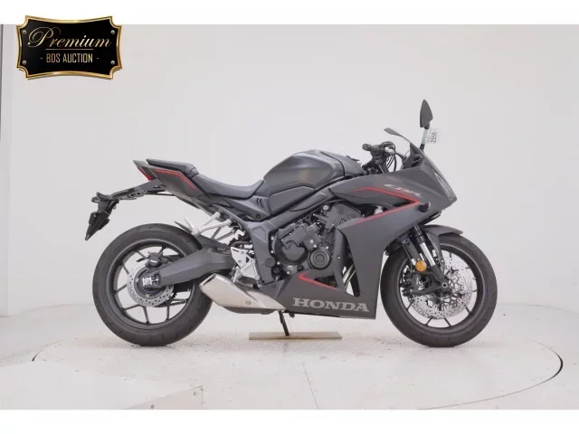 Honda CBR650R-2E CLUTCH лот № 2556 оценка 8  с аукциона в Японии