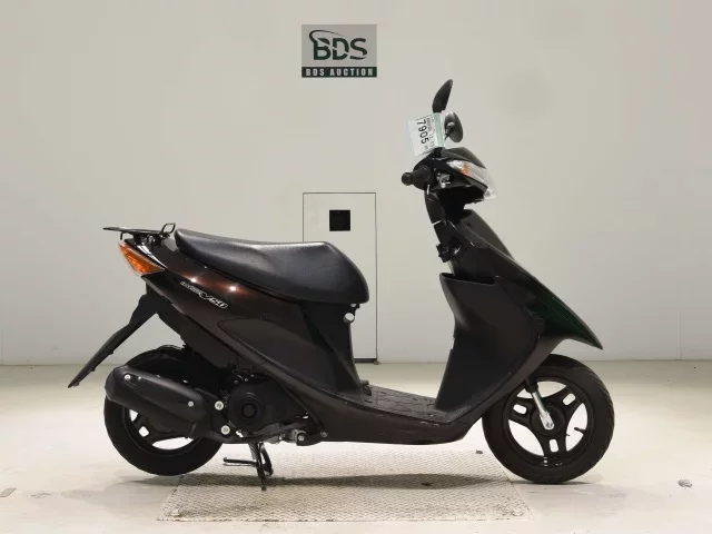 Suzuki ADDRESS V50-3