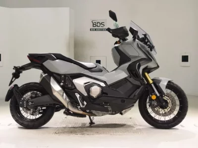 Honda X-ADV750-2