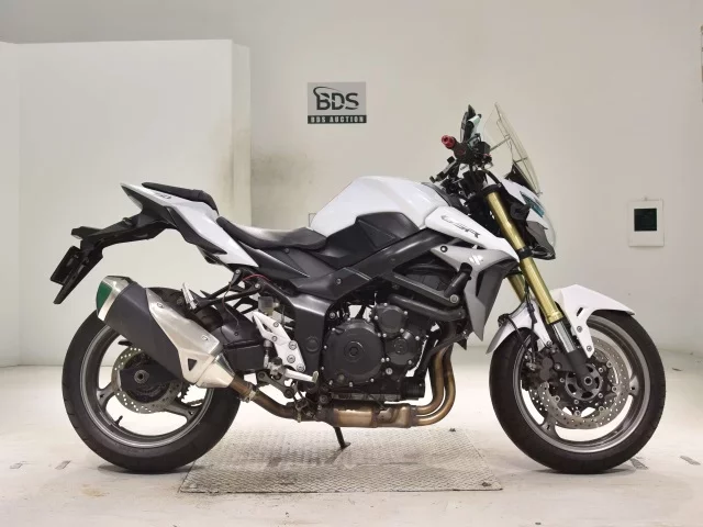Suzuki GSR750A