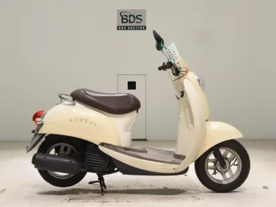 Honda CREA SCOOPY
