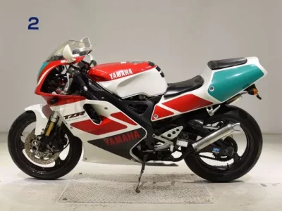 Yamaha TZR250R  с аукциона в Японии