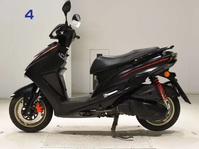 Yamaha CYGNUS 125XSR-3
