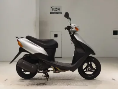 Suzuki LET S2