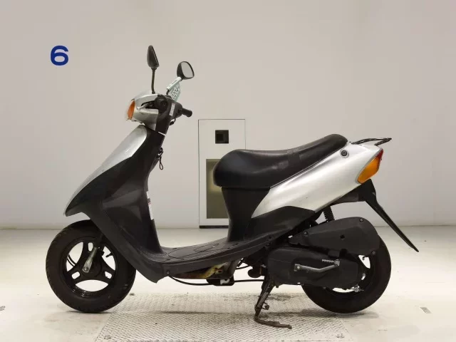 Suzuki LET S2