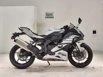 Kawasaki ZX-4R SE  с аукциона в Японии