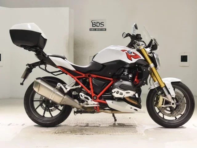 BMW  R1200R лот № 5253 оценка 5  с аукциона в Японии