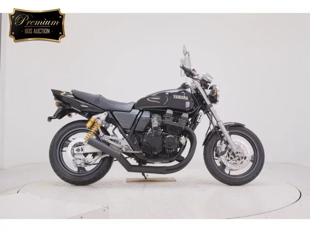 Yamaha XJR400 лот № 7543 оценка 4  с аукциона в Японии