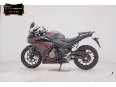 Honda CBR400R-2 лот № 2562 оценка 7  с аукциона в Японии 2