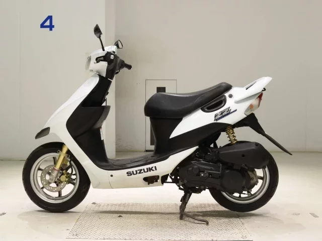 Suzuki ZZ