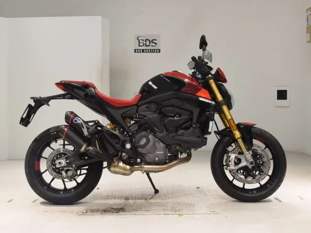 Ducati  M937SP лот № 5420 оценка 9  с аукциона в Японии