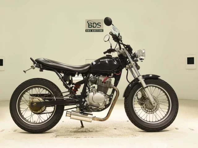 Honda FTR223 лот № 7861 оценка 4  с аукциона в Японии