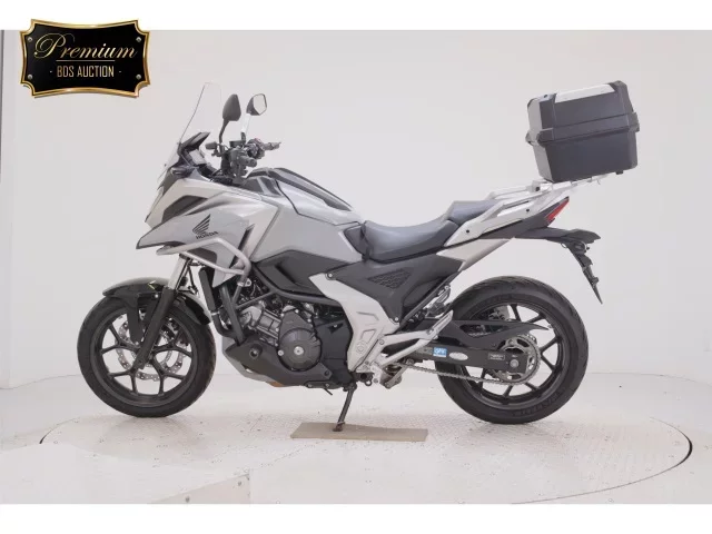 Honda NC750XD-3