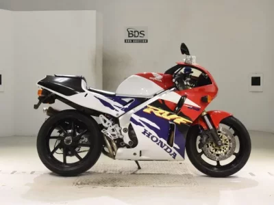 Honda RVF400