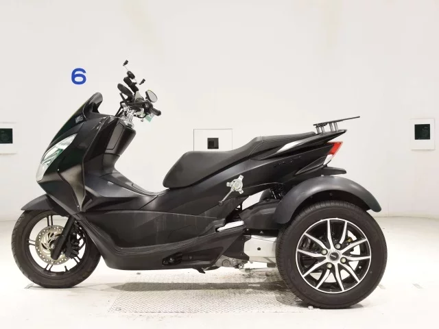Honda PCX150-2 TRIKE