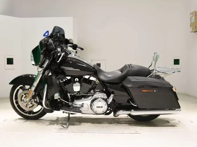 Harley-Davidson HARLEY FLHX1690