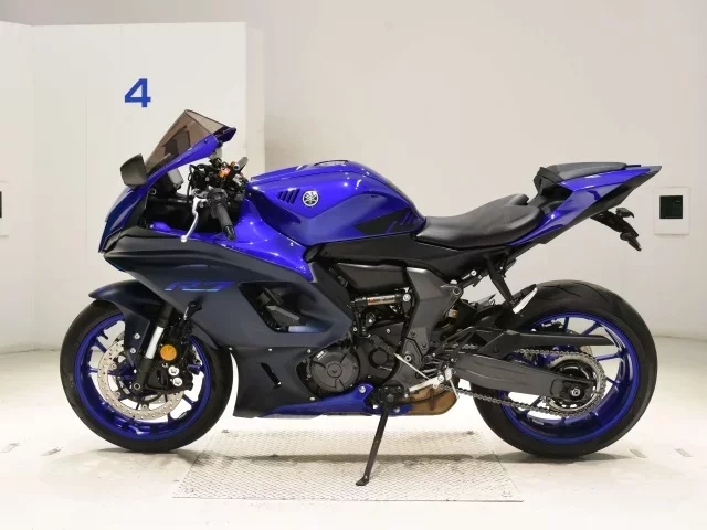 Yamaha YZF-R7-2
