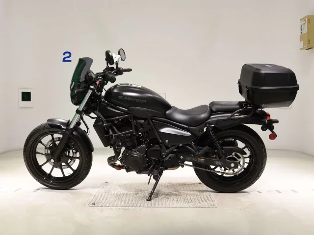 Kawasaki ELIMINATOR 400-3