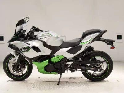 Kawasaki NINJA7 HYBRID  с аукциона в Японии