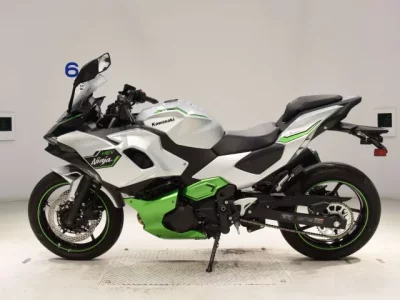 Kawasaki NINJA7 HYBRID  с аукциона в Японии