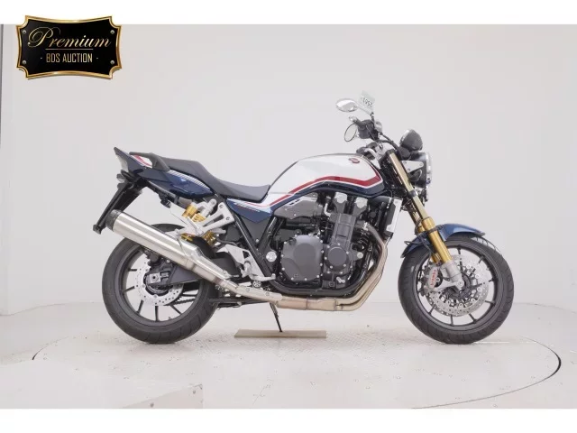 Honda CB1300SF-3SP лот № 2563 оценка 7  с аукциона в Японии