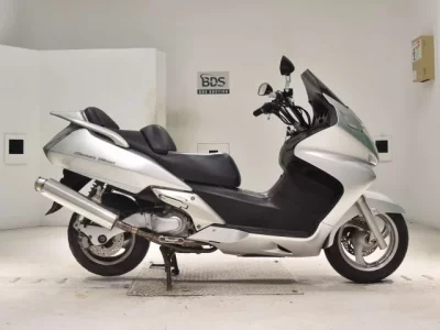 Honda SILVERWING600  с аукциона в Японии