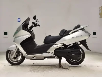 Honda SILVERWING600  с аукциона в Японии