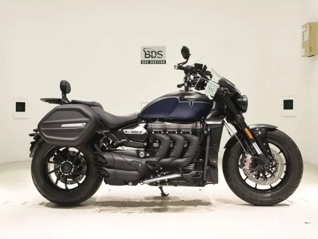 Triumph  ROCKET III GT STORM лот № 7652 оценка 6  с аукциона в Японии