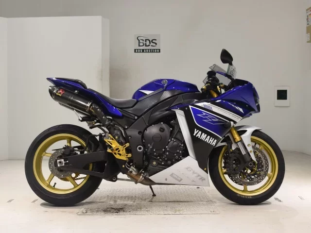 Yamaha YZF-R1 лот № 0170 оценка 5  с аукциона в Японии
