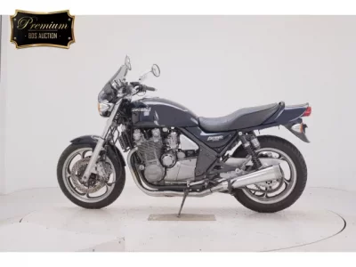Kawasaki ZEPHYR1100  с аукциона в Японии