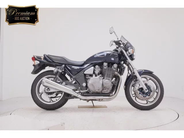 Kawasaki ZEPHYR1100 лот № 7514 оценка 4  с аукциона в Японии