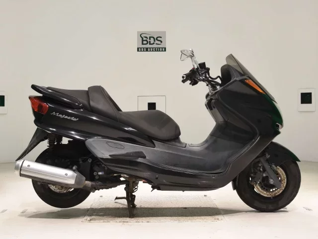 Yamaha MAJESTY 250C лот № 7987 оценка 4  с аукциона в Японии