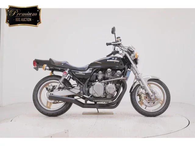 Kawasaki ZEPHYR750 лот № 7576 оценка 4  с аукциона в Японии