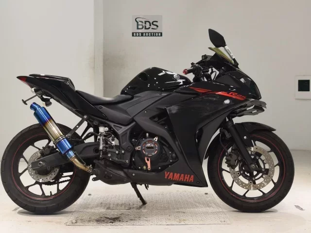 Yamaha YZF-R25 лот № 0161 оценка 4  с аукциона в Японии