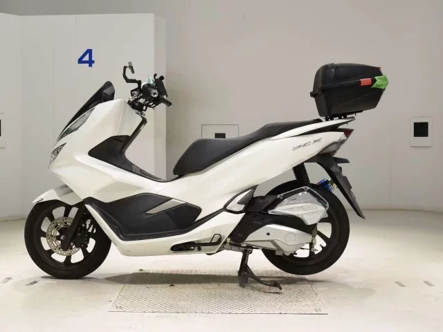 Honda PCX125-3