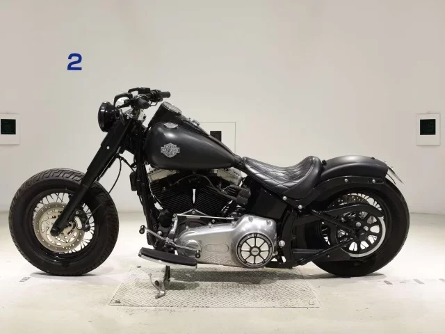 Harley-Davidson HARLEY FLS1580