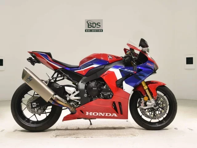 Honda CBR1000RR-RSP лот № 7728 оценка 5  с аукциона в Японии