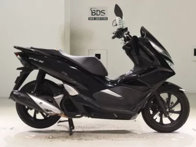 Honda PCX125-3